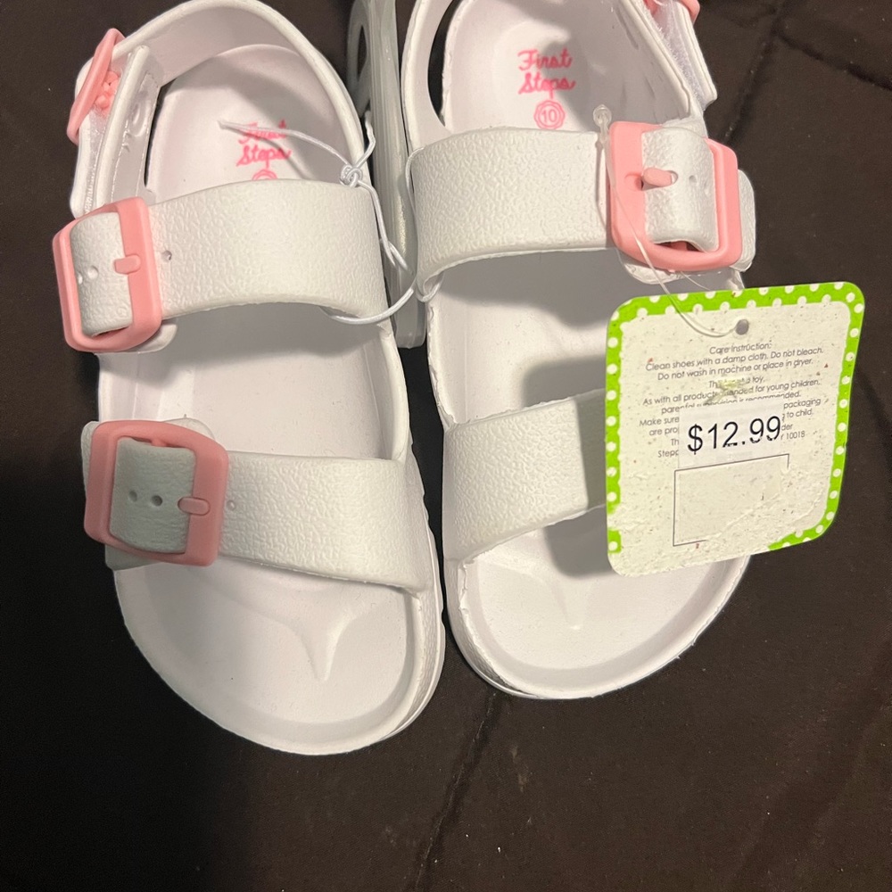 Girls summer shoes aize 10
